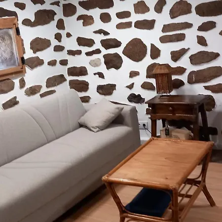 Casa Da Eirina بيت للعطل Amés